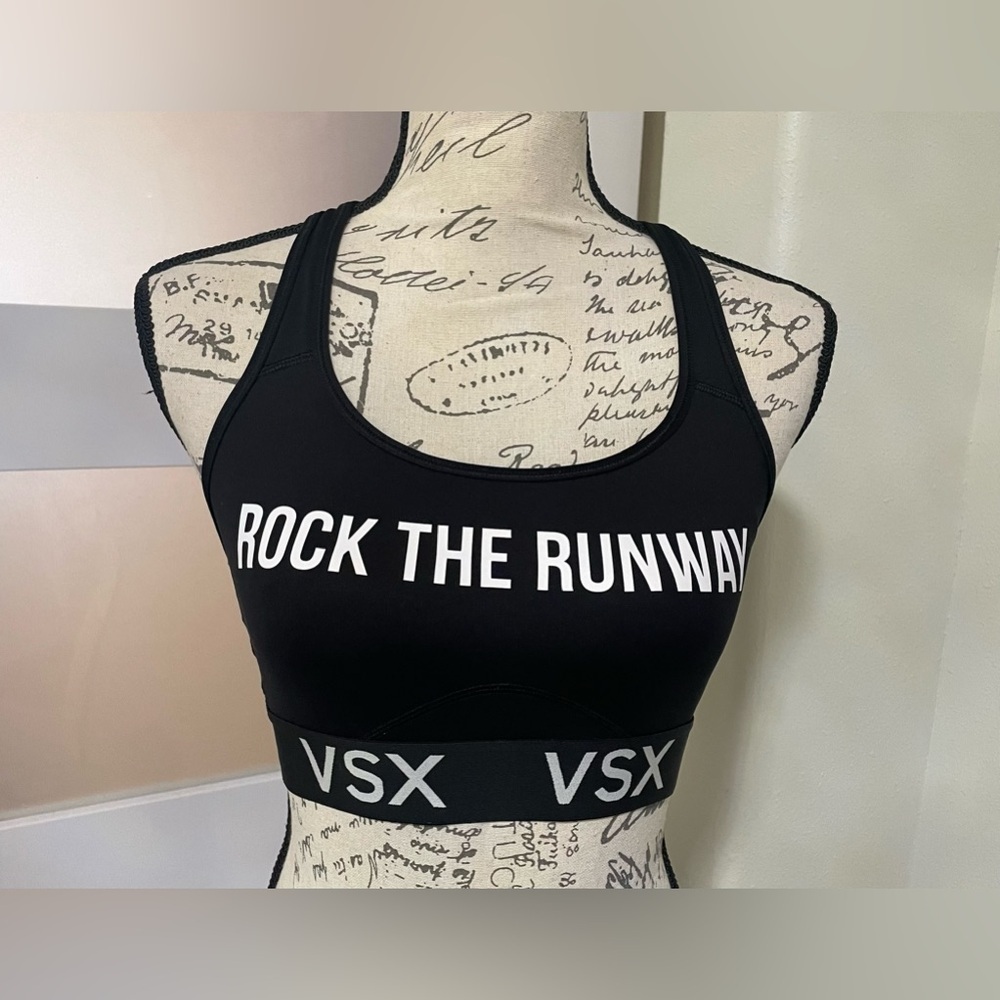 🍂 Victoria Secret Sport by VS Black Sports Bra - Rock the Runway